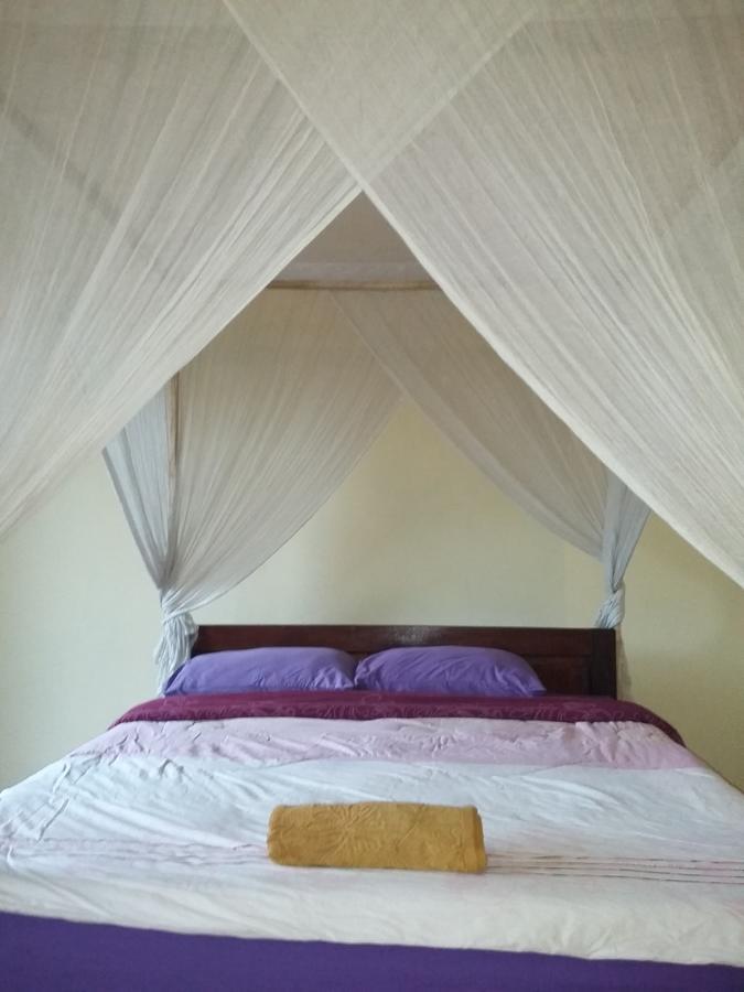 Surya Homestay Selemadeg  Buitenkant foto