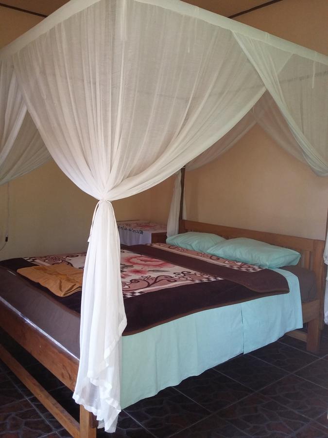 Surya Homestay Selemadeg  Buitenkant foto